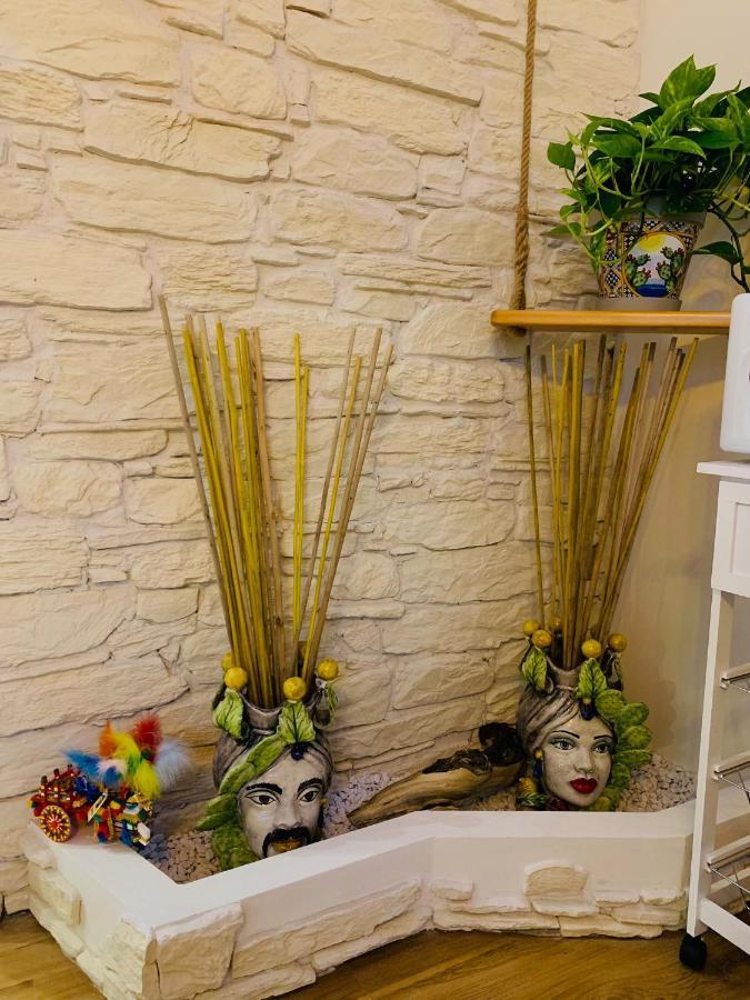Suite I Biddizzi Da Sicilia Catania Exterior photo